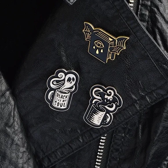 Goth Ghost Horror Coffee Mug Cup “Black Like My Soul” Metal Enamel Pin Brooch - Picture 4 of 11